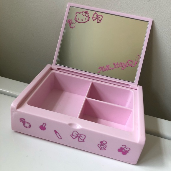 Vintage Hello Kitty Makeup Caboodle Jewelry Box - Picture 2 of 7